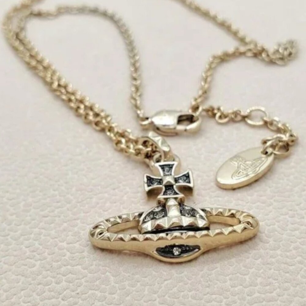 Vivienne Westwood Necklace - Picture 4 of 10